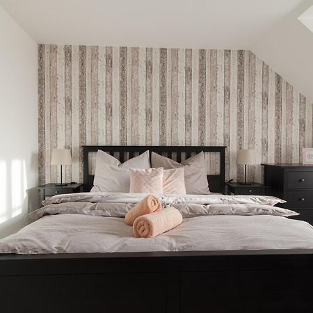 Homeawayhome Ceske Budejovice Ngoại thất bức ảnh